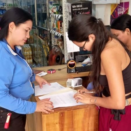 #Entérate | Los fiscales del SABATES se encuentran verificando deberes formales tributarios en comercios de los municipios de Bermúdez y Sucre

<a href="/NicolasMaduro/">Nicolás Maduro</a> 
<a href="/sucregobierno_b/">SucreGobierno.B</a>  

#SomosSABATES🇻🇪💙