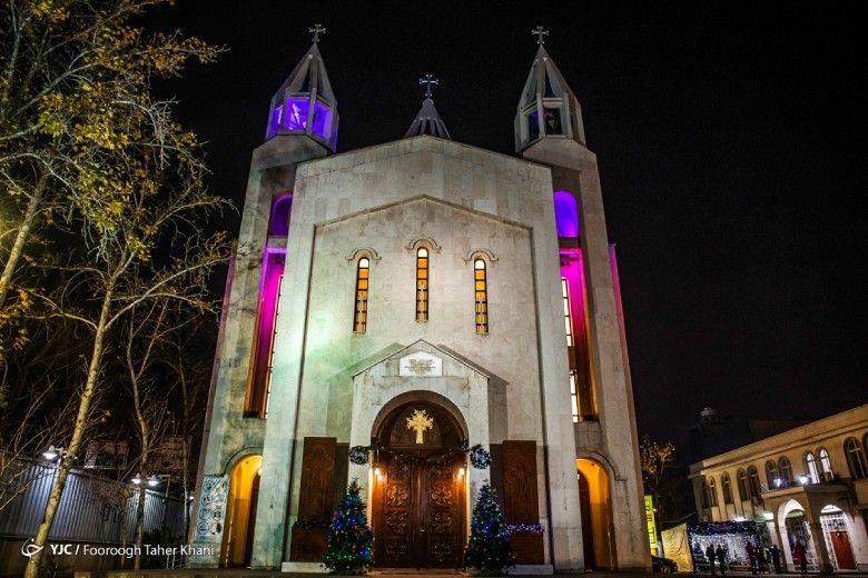 DrStrangetwit's tweet image. Holy Mary metro station opens in Tehran, next to Saint Sarkis Cathedral (not included in the pictures below below), one of 650 active churches in Iran
Despite the ruling regime, Christianity is spreading in Iran faster than any other country in the world
crossway.org/articles/how-iโฆ