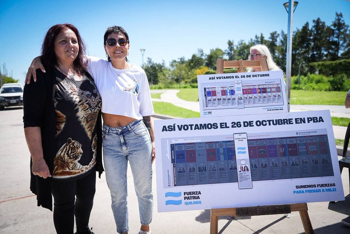 mayrasmendoza's tweet photo. Estuvimos en #VillaAlcira durante una nueva edición de #QuilmesCerca, llevando respuestas y acompañamiento a las familias del barrio.

Estos encuentros reflejan lo que creemos: un Estado presente que escucha, gestiona y trabaja cada día para mejorar la vida de nuestros vecinos y vecinas. Ésa es la vocación que guía cada paso de nuestro gobierno.

#SeguimosParaAdelante ☀️💜