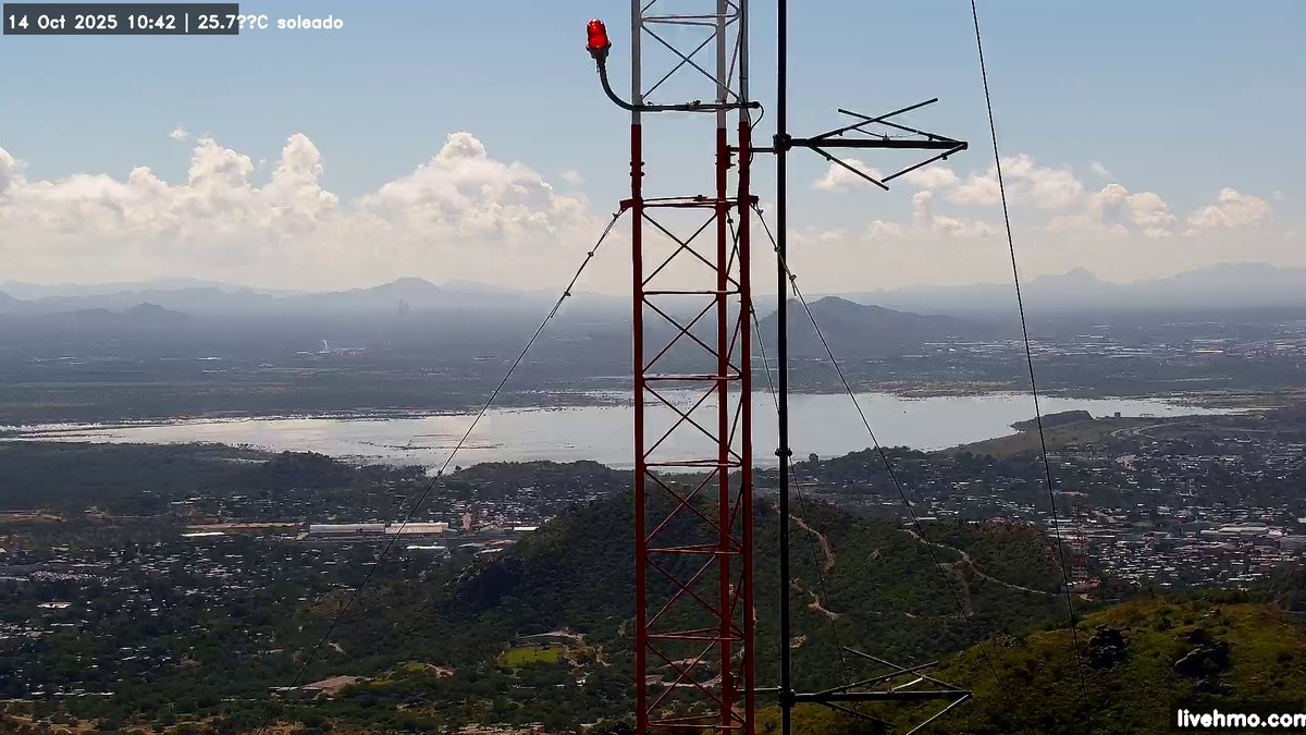 linkbraryBOT's tweet photo. 📸 Vista Presa Abelardo L. Rodríguez desde HMO - 14 Oct 2025 10:42 - 25.7°C soleado #Hermosillo #livecam #hmo https://t.co/PZh15Zlm0q