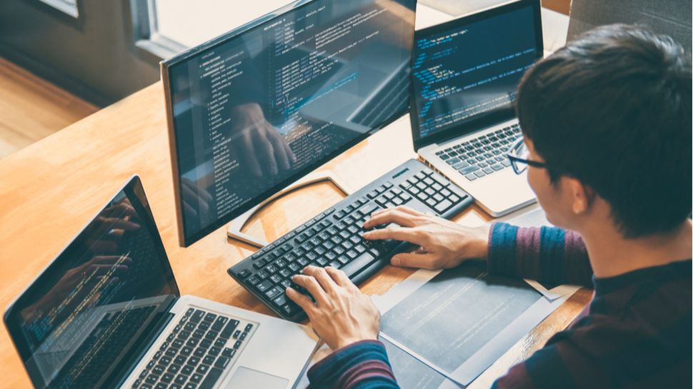 vallumsoftware's tweet image. No #AI overload just yet? Google's new survey reveals how developers are really using AI at work - buff.ly/se3k6cW #software #softwaredevelopment #IT #tech