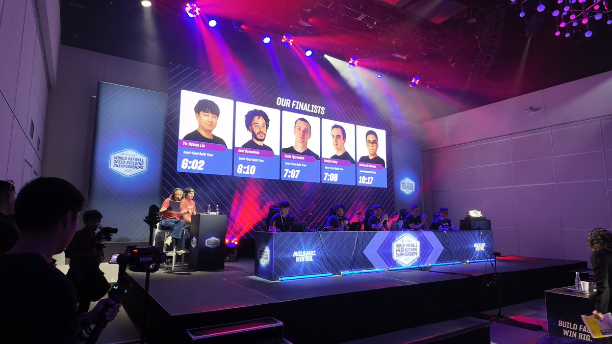 RevenueCat tweet media