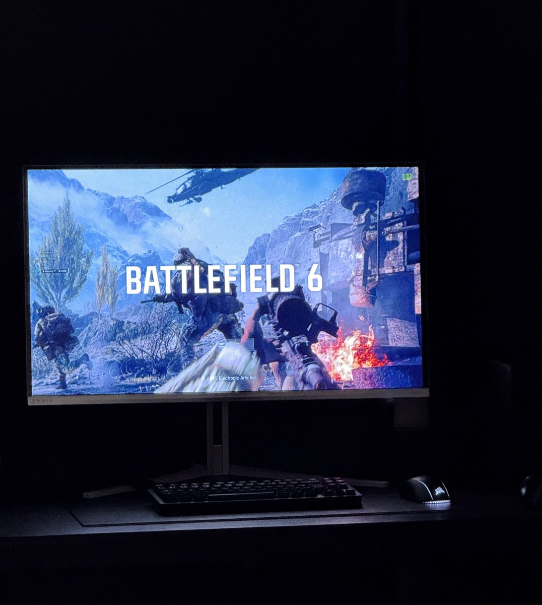 Toutes mes soirées depuis le 10 octobre. Sortez-moi de là (Incroyable ce  OLED 32 pouces) #jouercomportedesrisques