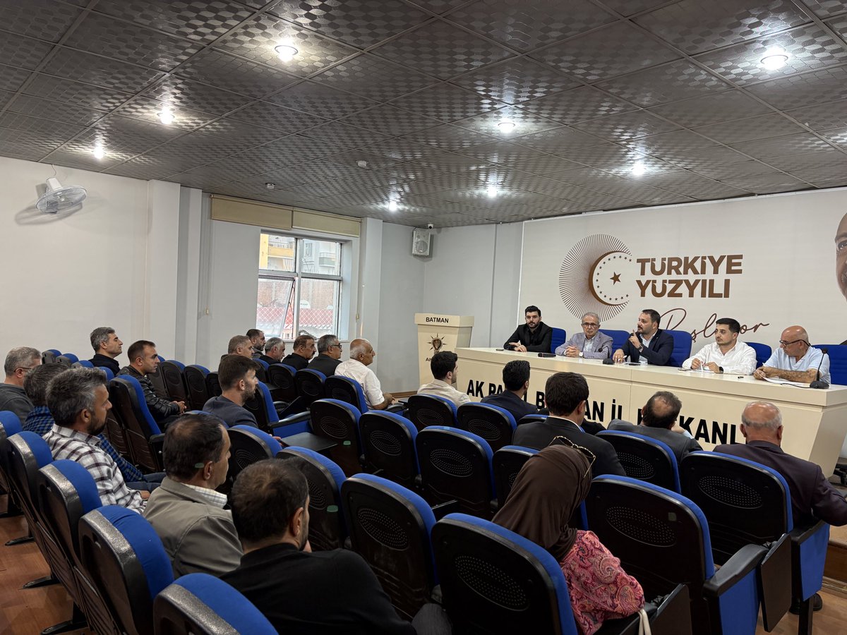 📍 AK Parti Batman İl Başkanlığı

Merkez İlçe Başkanımız Sayın Fatih Doğu’nun başkanlığında ve koordinatörümüzün katılımı ile haftalık Merkez İlçe Yönetim Kurulu Toplantımızı gerçekleştirdik.

Toplantımızda, teşkilat çalışmalarımızı değerlendirerek önümüzdeki dönem hedef ve