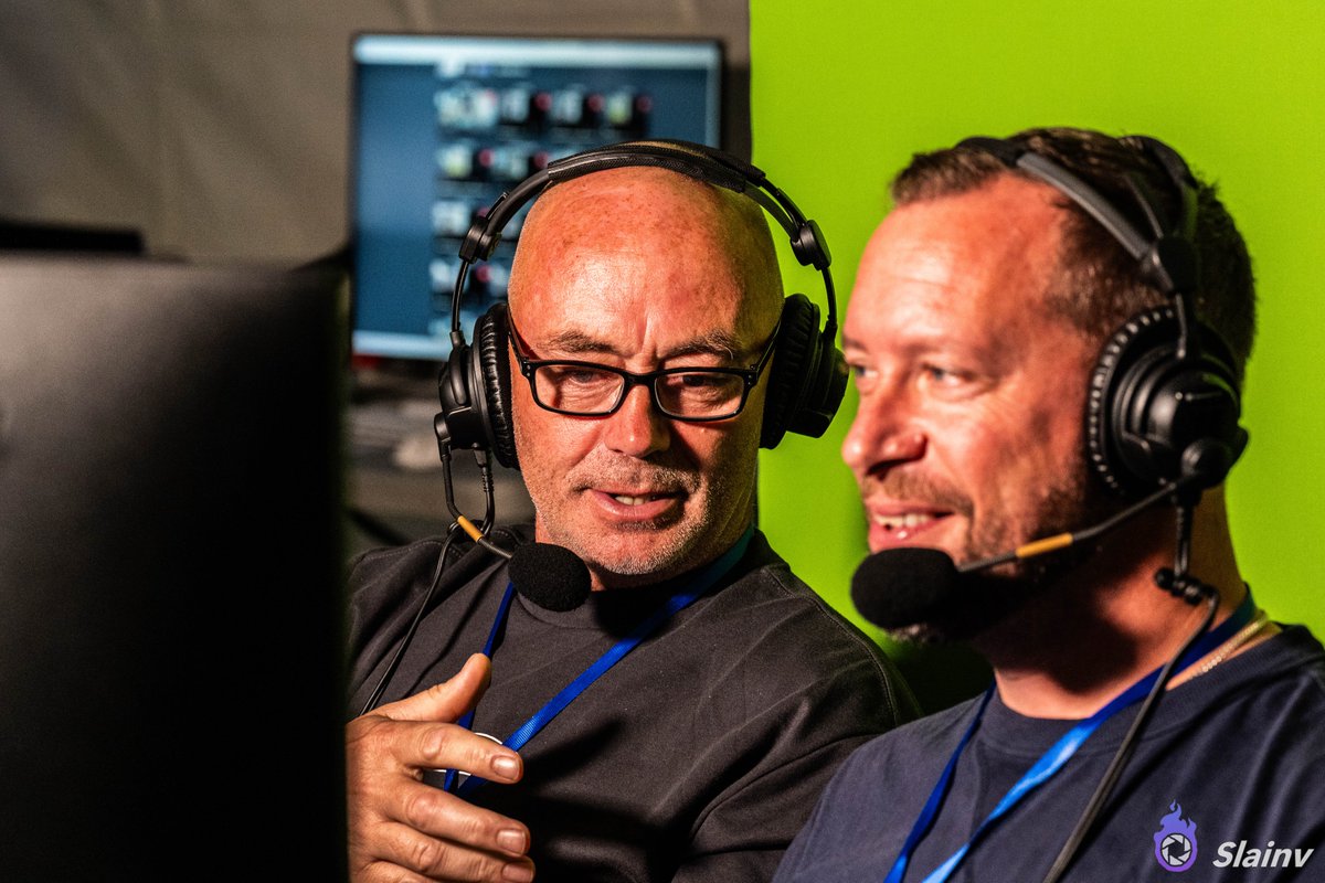WarlockProduc's tweet photo. Derrière chaque image, une équipe passionnée.

De la régie au son, chaque détail compte pour faire vivre le #FrenchTour2025 !
Merci à toute la team #WarlockProduction pour ce travail dans l’ombre🔥
#Esport #Production #Backstage https://t.co/0XRLgPwlme