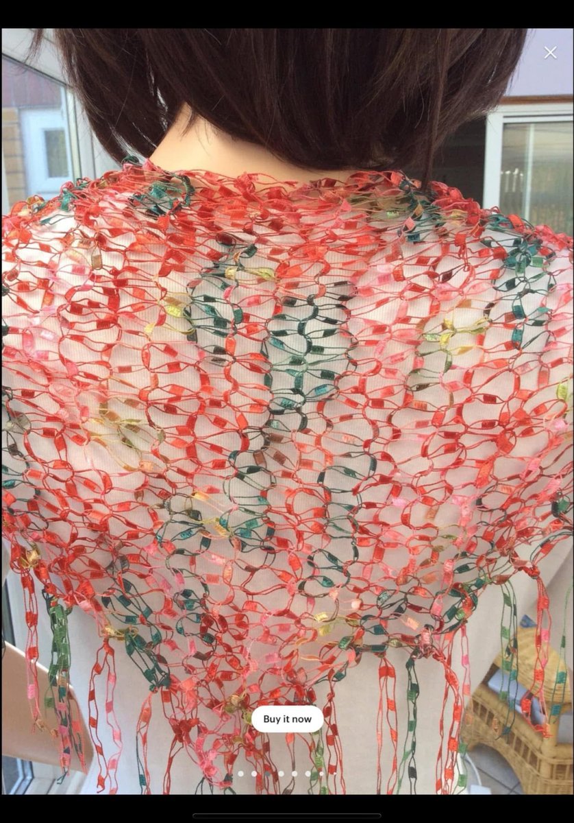 Kelebekstyles1's tweet photo. This smart, sassy scarf is in shades of red & green, & would make a lovely & unusual gift for any lady. Handcrafted by myself, it’s both affordable & pretty https://t.co/N9jcAM42nu #welshcrafthour #UKmakers #shopindie #etsyhandmade #HandmadeintheUK https://t.co/Z7UB8r1Je8