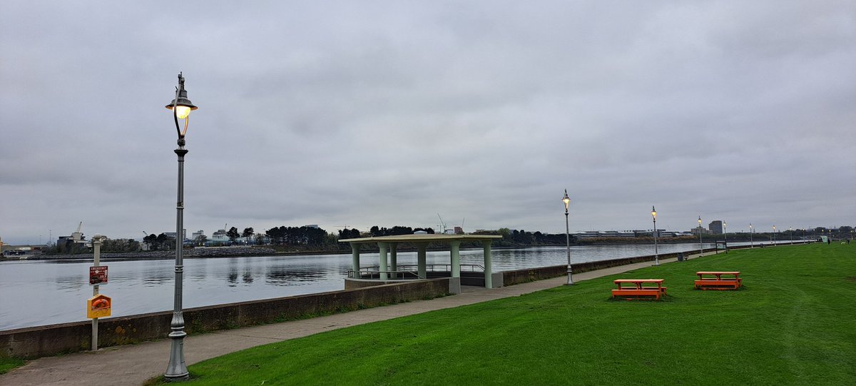 The bandstand on a filling tide...
#Clontarf #DublinBayArea