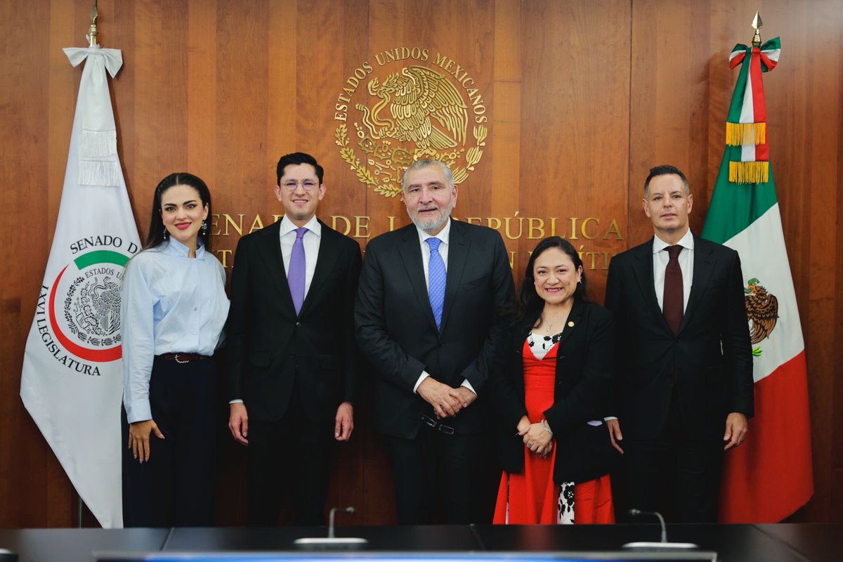 Relaciones Exteriores (@sre_mx) on Twitter photo 📸 Esta mañana, <a href="/r_velascoa/">Roberto Velasco Álvarez</a>, nombrado por la presidenta Claudia Sheinbaum como subsecretario para América del Norte de la <a href="/SRE_mx/">Relaciones Exteriores</a>, que encabeza el canciller Juan Ramón de la Fuente, compareció ante la Comisión de Relaciones Exteriores del <a href="/senadomexicano/">Senado de México</a>, la cual aprobó su 📸 Esta mañana, <a href="/r_velascoa/">Roberto Velasco Álvarez</a>, nombrado por la presidenta Claudia Sheinbaum como subsecretario para América del Norte de la <a href="/SRE_mx/">Relaciones Exteriores</a>, que encabeza el canciller Juan Ramón de la Fuente, compareció ante la Comisión de Relaciones Exteriores del <a href="/senadomexicano/">Senado de México</a>, la cual aprobó su