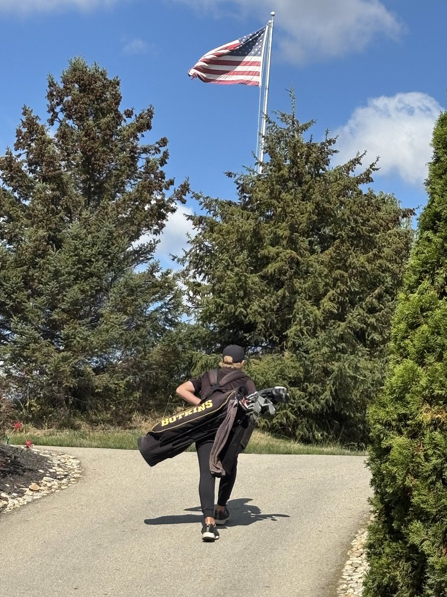 BotkinsGolf's tweet image. At the turn, @BotkinsGolf is holding their own with a solid &amp;amp; impressive Back 9.  

⛳️ Only 9 holes ahead in this 2025 @OHSAASports D-3 Golf State Championship. 

Final standings &amp;amp; scores will be posted as soon as they are made available.