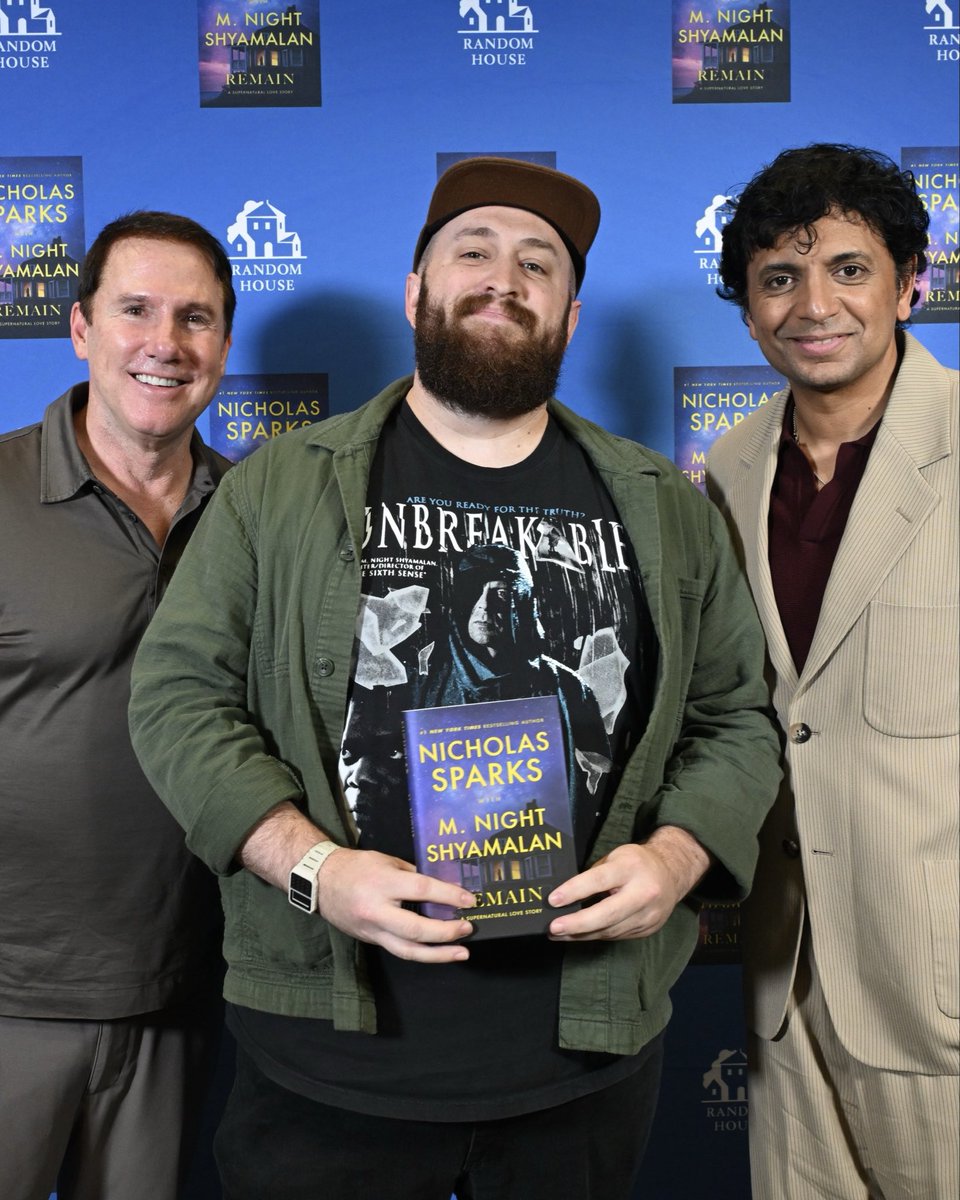 NicholasSparks's tweet image. I’m happy to hear that so many of you enjoyed hearing about the perspectives from both me and @MNight #Shyamalan on #REMAIN. It was a great night in Philly discussing how we came together to create both the novel and the film! 

Grateful beyond words for this journey on the