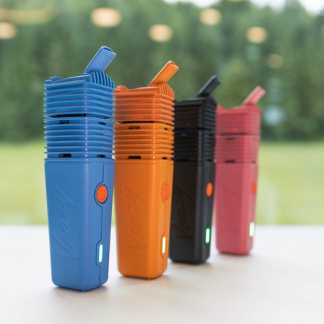 thenewheadshop's tweet image. Meet the VEAZY Vaporizer from Storz &amp;amp; Bickel, the smallest and most accessible device in the lineup, built on decades of vaporization technology
headshop.com/products/storz… 

#Vaporizers #storzbickel #vaporizer #vape #weed #veazy #vapegirls #storzandbickel #dryherbvape