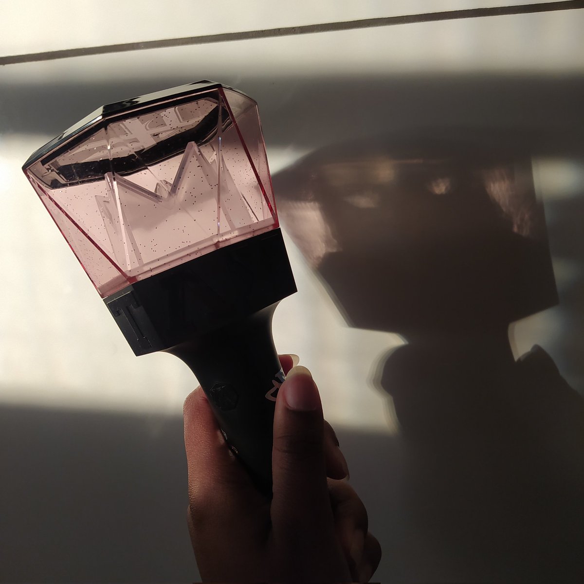 hoseokfran's tweet image. life as a monsta x fan 🖤 ✨