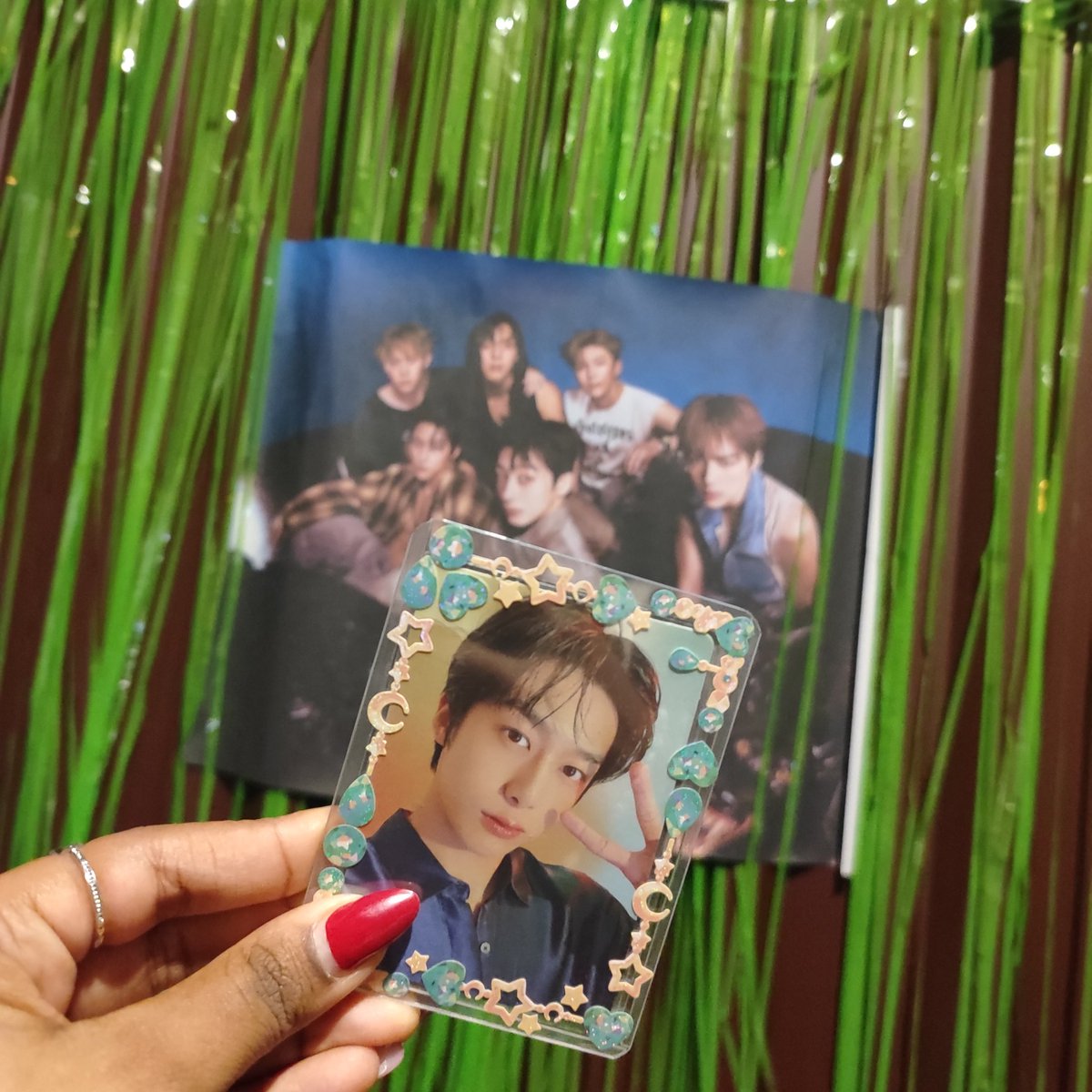 hoseokfran's tweet image. life as a monsta x fan 🖤 ✨