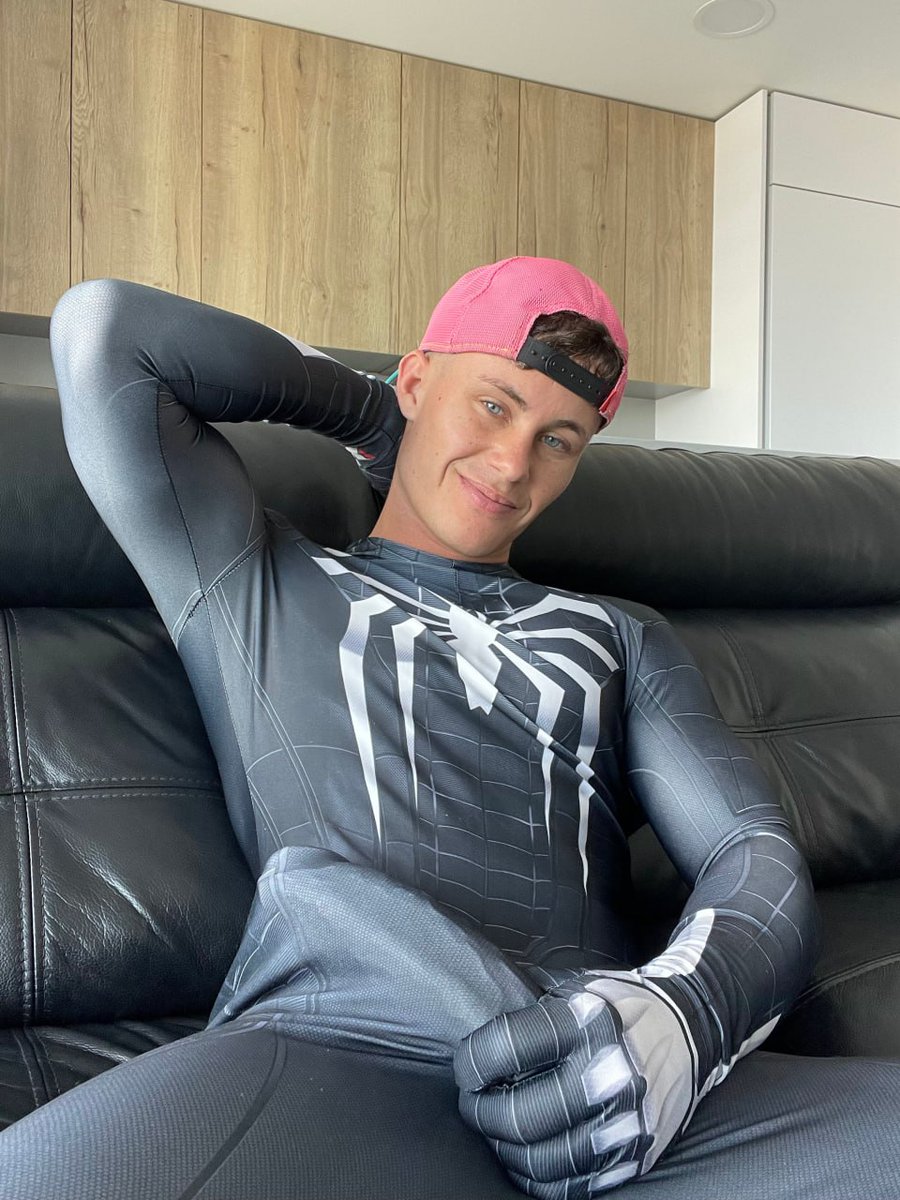 write hi and check your inbox