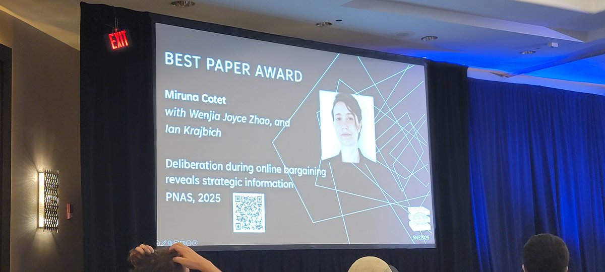 KrajbichLab tweet media