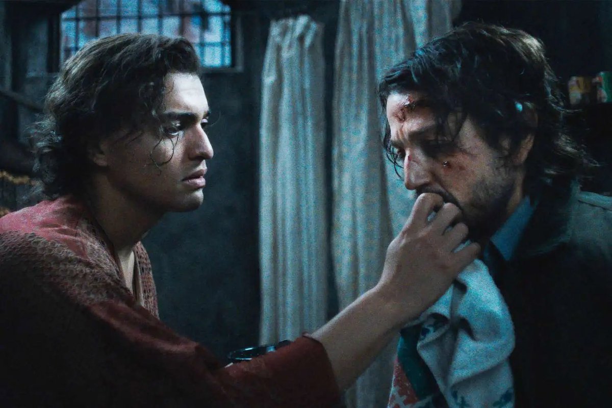 DestinyDreadful's tweet photo. I mean yall should be seeing kiss of the spider woman for this scene alone https://t.co/KthBx8Dtlj