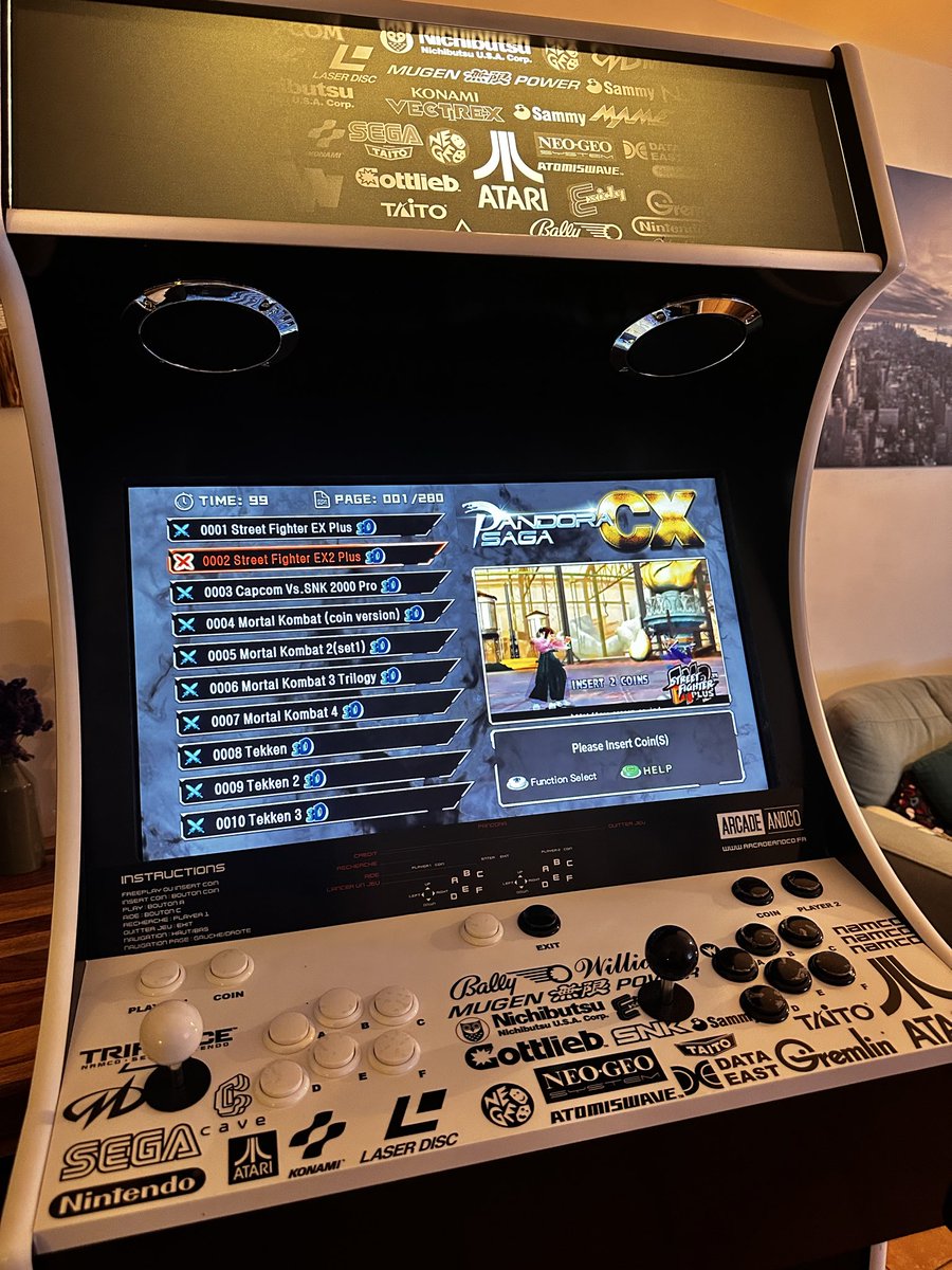 ArcadeandCo's tweet photo. Une borne dans un style contemporain qui trouvera forcément une place dans n’importe quel intérieur. #Arcade #RetroGaming #BorneArcade #JeuxVidéoRetro #GamingRetro #ArcadeClassics #ArcadeLife https://t.co/zL6JiZvA7F