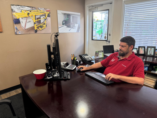 AWObregon's tweet photo. Cyber threats don’t discriminate by company size. Great to see a local Tomball forklift dealer leaning on @comcastbusiness for AI-powered protection. Check out the article. #IWorkForComcast #IWorkForComcast https://t.co/eDbGMikrWG https://t.co/zydbp1OQ3M