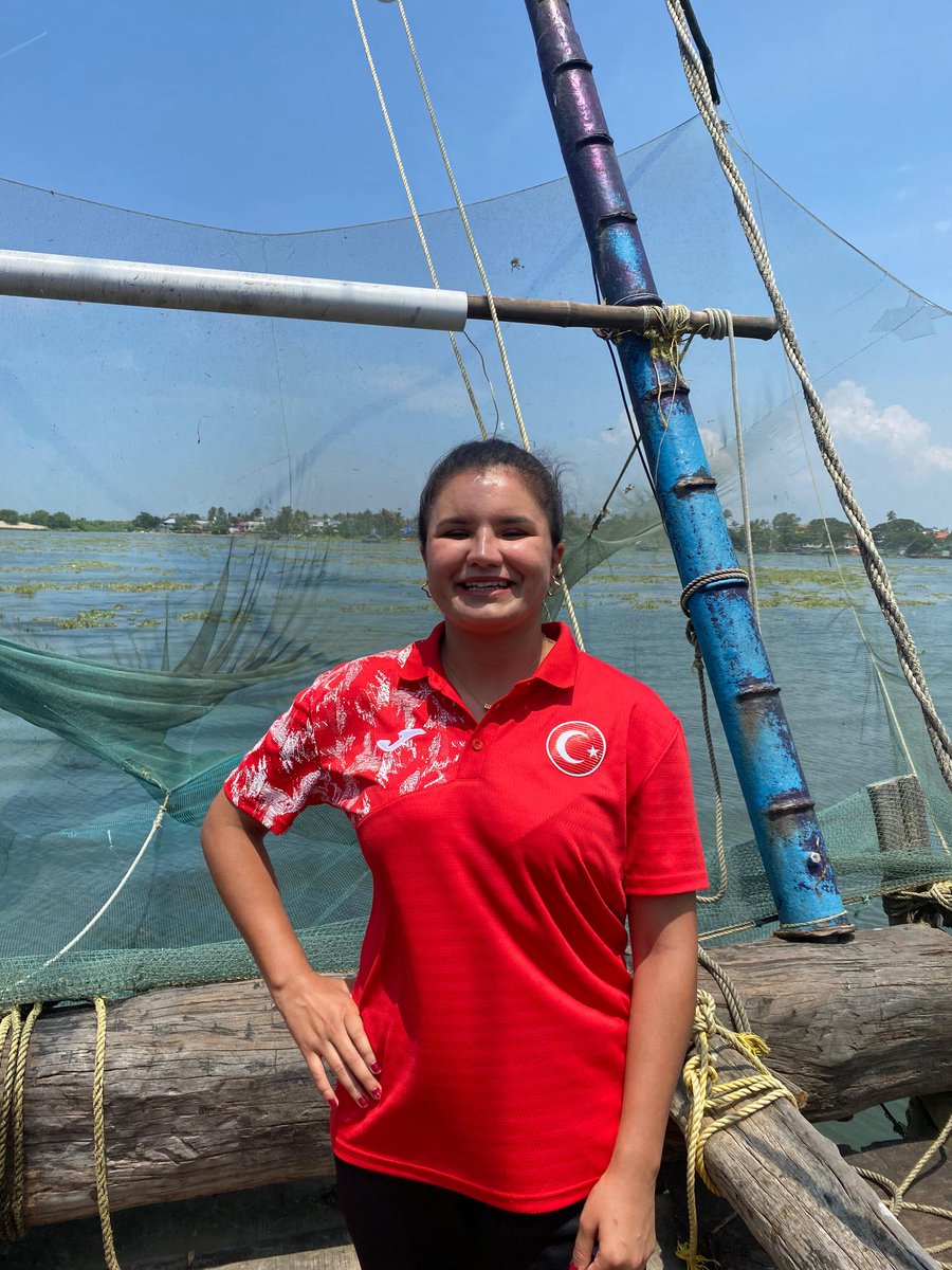 Öyle ya da böyle hayallerden bir tanesi gerçekleştirildi.🇹🇷 
❤️🤍Hindistan🇮🇳