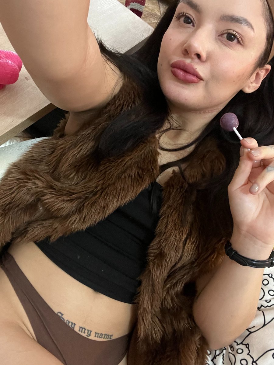 ShaaYumi's tweet photo. Imagine me swallowing all your cum. FREE LINK ⬇️ https://t.co/ROE41TW4EP
