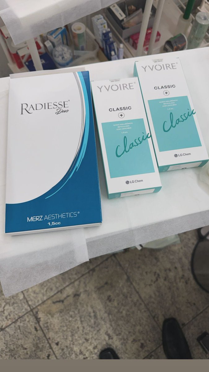 NubiaOliiver's tweet image. Amo o #bioestimuladoresdecolagéno 
O #bioestimulodecolágeno é um procedimento com ativos que estimula o seu próprio colágeno.
Fiz Tudo com anestesia local e #sedaçãoconsciente.
Fiz tb uma #hidrataçãolabial com #ácidohialurônico hialurônico