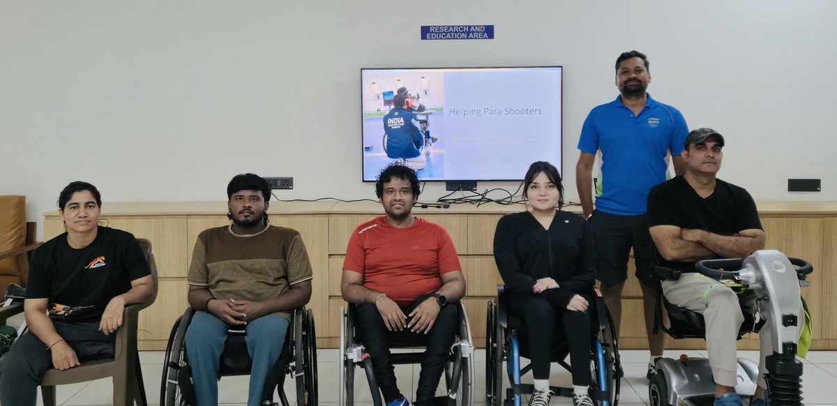 coach_jeevan's tweet photo. Empowering moments at the High-Performance Sports Training Centre, @VijayiBharat_SA 🇮🇳✨
An insightful education session with Athletes of Para Project Leap by GFG — where knowledge fuels performance and dedication drives progress. Together, we’re shaping champions of tomorrow. https://t.co/hnu2UTkhqI