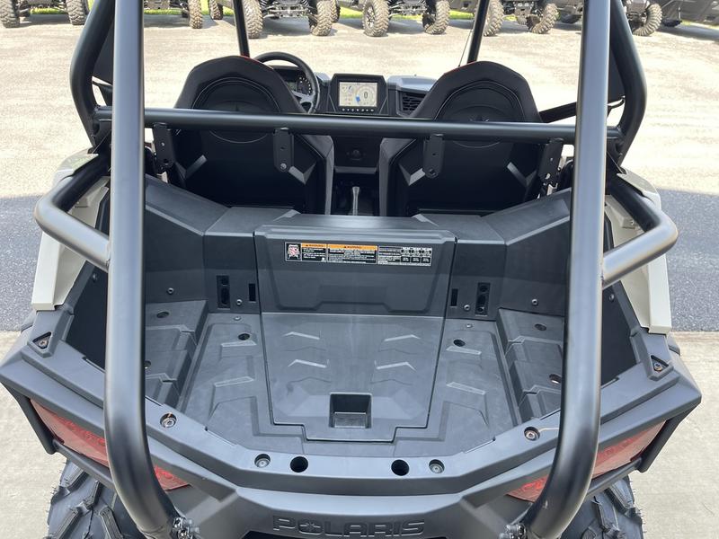 VETESNIK_PWRSPT's tweet image. 💥 2025 Polaris® RZR Trail Ultimate –Quick acceleration, tight handling, 7" RIDE COMMAND, Rockford Fosgate audio, FOX® shocks & full doors! | $2,000 REBATE thru 10/31/25
📞 608.647.8808
🌐 bit.ly/4nMLCtB
#PolarisRZR #RZRTrailUltimate #UTVLife #RideVetesnik 💥🔥
