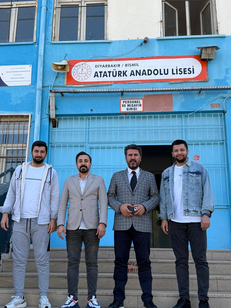 Bismil Gençlik ve Spor İlçe Müdürü Tekin KAYA ve Gençlik Liderleri Okulumuz Bismil Atatürk Anadolu Lisesini ziyaret etti.