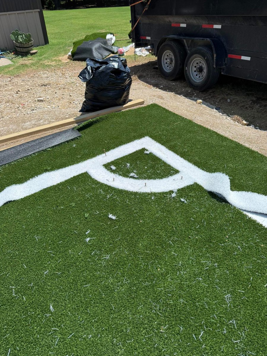 Texas Turf &amp; Backyard (@texasturfandbackyard) is here to help make your backyard a paradise. For more about the city of Arlington , listen to The Downtown. #SupportLocal #RediscoverYourCity