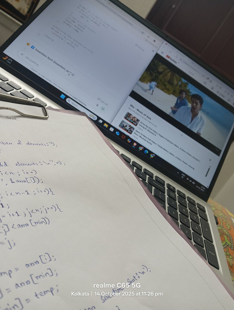 ItzKungFuPanda's tweet image. Writing down DSA Assignment ✍️
Need to also give viva on Sorting tomorrow 🗣️ 🗣️
Background music going on 🎵 🎶
Tomorrow submission 😭
Feeling sleepy 🥱😴💤🌉
But I need to complete 💯✅
#assignments #CollegeStudent
#DSA #sorting #screenshot #nightlife #Enjoy #post #Random