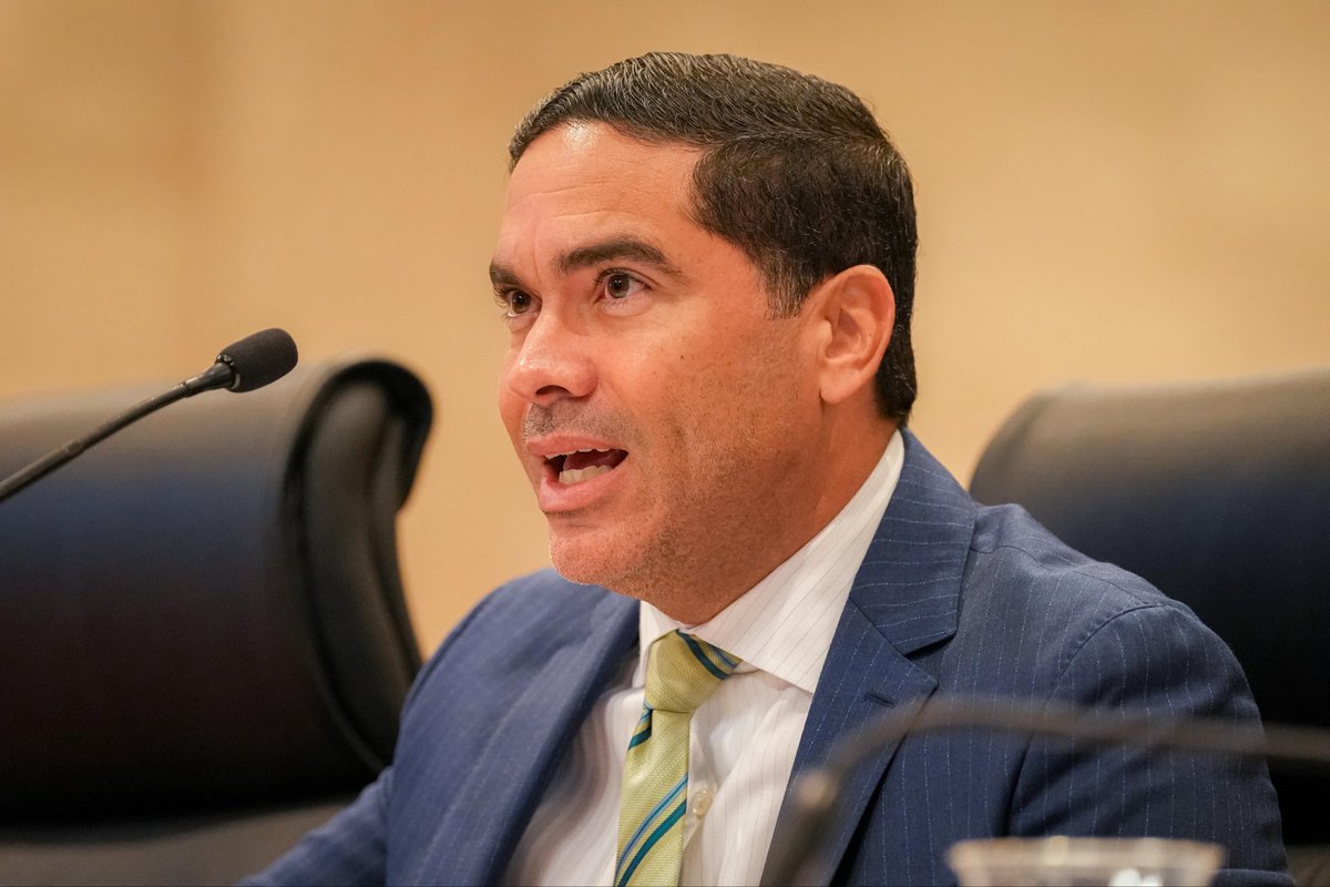 Thomas Rivera Schatz tweet media