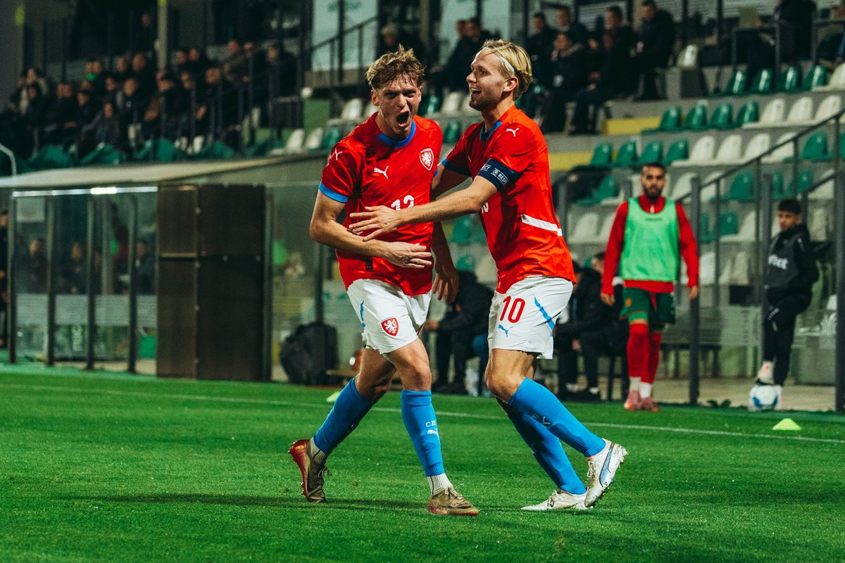 ceskarepre_eng's tweet image. #U21EURO Qualification
Bulgaria 🇧🇬🇨🇿 #CZEU21 2:1
Goals: 34. N. Iliev, 85. Panayotov - 30. Šín.