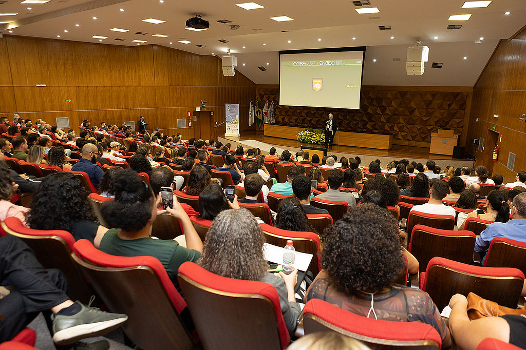 UPTP_py's tweet image. La UPTP se enorgullece de la participación de nuestro Investigador y Docente, Marcelo Castier, en el 25° Congreso Brasileño de Ingeniería Química en Belo Horizonte. 

+info➡️short.do/mFdXBi

#UPTP #Investigación #IngenieríaQuímica #TransiciónEnergética #Innovación