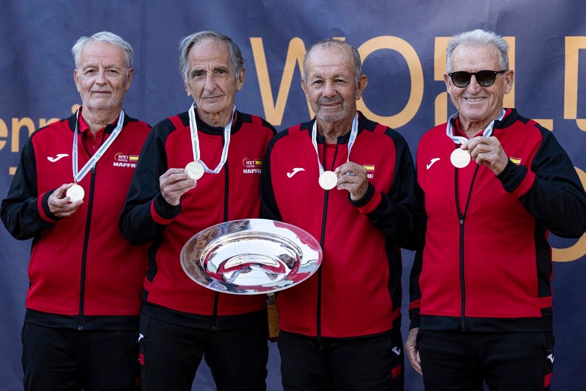 España se proclama Campeona del Mundo en Croacia 🥇🇪🇸

Las Selecciones Españolas MAPFRE de Tenis masculinas +85 y +75 se han proclamado Campeonas del Mundo en la última cita de los ITF Masters World Championships de 2025 👇

🔗 rfet.es/es/noticia/esp…

📸 ITF