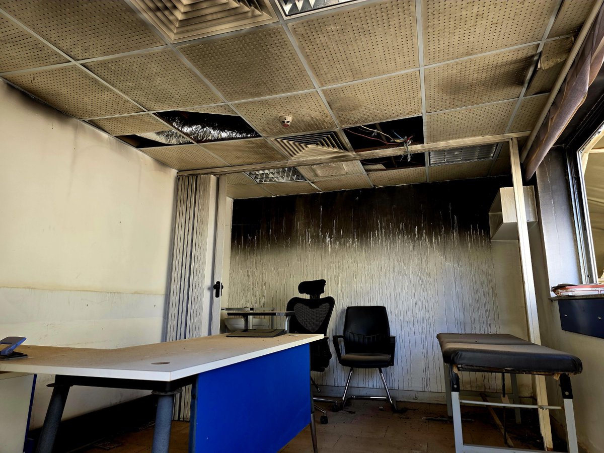 These photos show what’s left of our office in #Khartoum.

War tore through it. But not through our determination.

Since access to #Khartoum was restored, <a href="/UNDP/">UN Development</a> has been back on the ground restoring water, mobile clinics, jobs and women safe spaces.

➡️ cutt.ly/or9C2WQ7