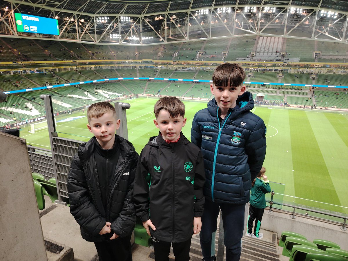 cian fox tweet media