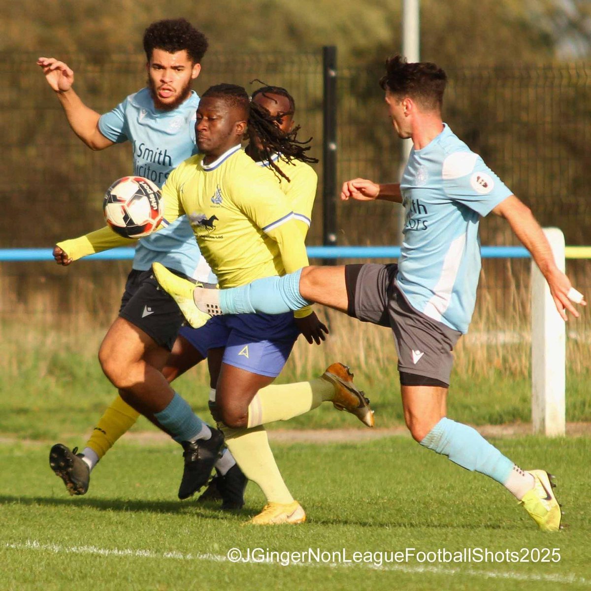 ✍️HERE WE GO✍️

First up is <a href="/242TK/">TK</a> 

TK will be bringing pace, strength and determination to our already strong squad. 

TK has played for Bedfont previously and is excited for the remainder of the season.

#UpTheYellows #Football #WreckingBall #NonLeague