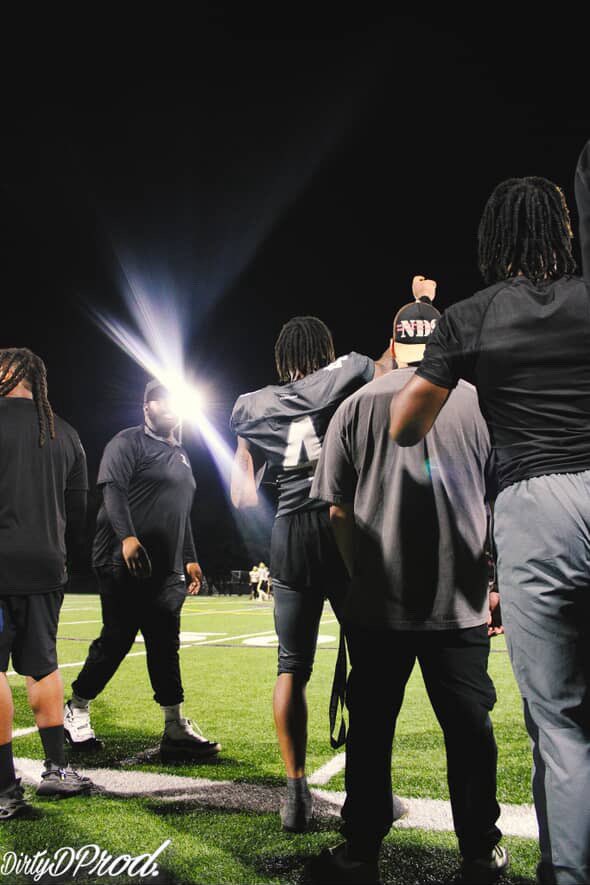 David Davis (DB/RB) (@daviddavis781) on Twitter photo Mid-season film 💠
hudl.com/v/2SciM1 Mid-season film 💠
hudl.com/v/2SciM1