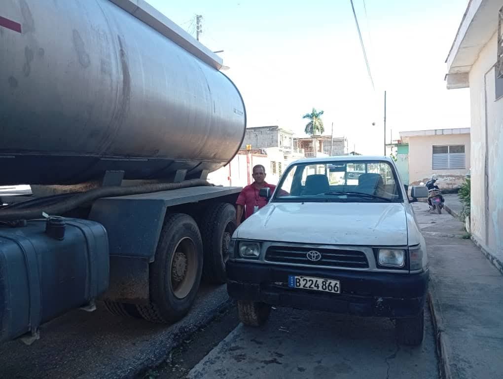 Siempre #DePieYCombatiendo EMPERCAP se mantiene 24 horas apoyando al policlínico José Antonio Echevarría en aseguramiento de transporte para enfrentar la actual situación epidemiologica en Cárdenas.
 #MatancerosEnVictoria 
<a href="/mariofsabines/">Mario Sabines Lorenzo</a>