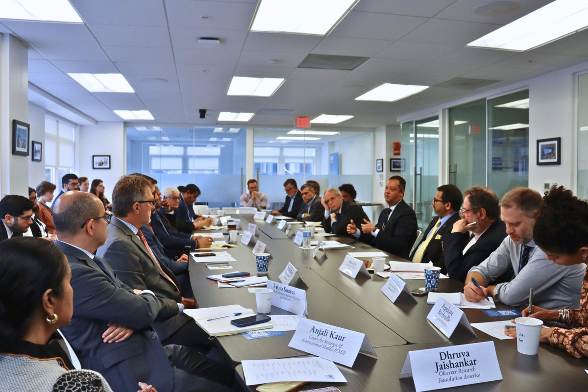 ORFAmerica's tweet image. With the @WorldBank–@IMFNews Meetings underway and #COP30 on the horizon, @ORFAmerica hosted a roundtable on the opportunities for #GlobalSouth cooperation in bridging the sustainable finance gap.

Some 📸 from this morning :