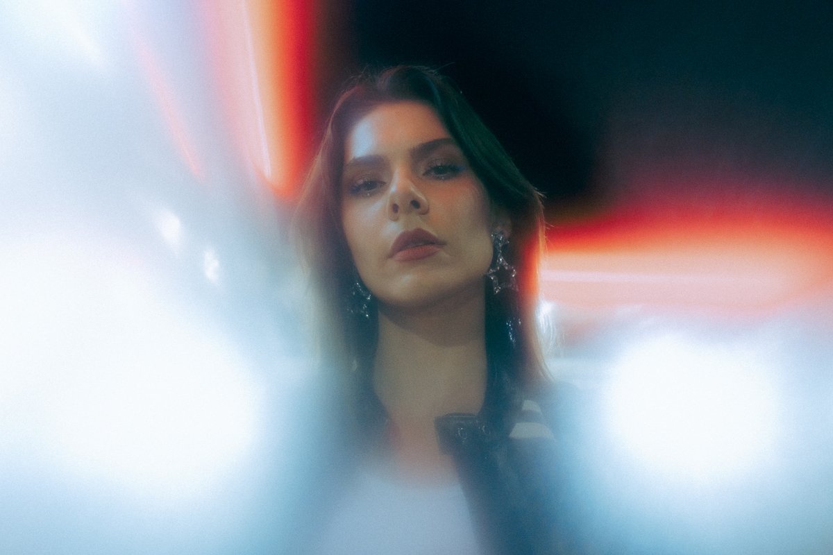 estella_dawn's tweet image. Thank you @TheRadioCastor  for making Drunk &amp;amp; Messy your ‘Titre du jour’ 💜🥂 so grateful for the love on this song!
👉 radiocastor.com/index.php/titr…

#musicnews #altpop #estelladawn