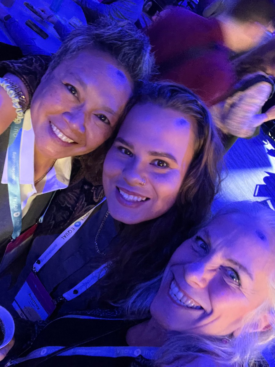 robynochs's tweet image. The Out &amp;amp; Equal Workplace Summit in Seattle is officially underway, and I'm already connecting with some of my absolute favorite people! So great to see Audrey Lipps and CJ Gregorios to kick off the week. 🤩

#OEWS25 #OutAndEqual #WorkplaceEquality #LGBTQ #Seattle