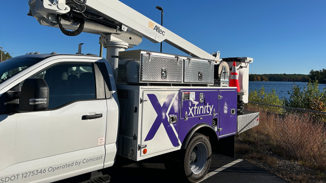 Beccanad's tweet photo. Reliable, High-Speed Internet from Xfinity Coming to Farmington, Milton and New Durham, New Hampshire #IWorkForComcast https://t.co/yuxlJNVJNe https://t.co/zu986DP1Pb