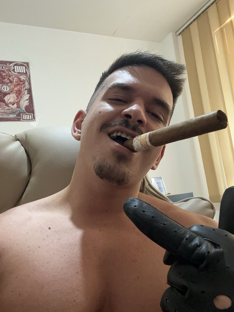 Only fag$$ cash make me smile