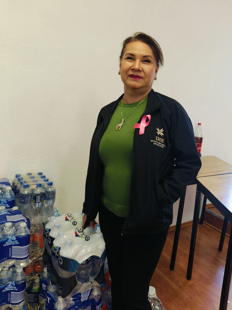 > Agradecemos al personal de la Dirección General de Desarrollo por su solidaridad y compromiso con las familias afectadas. 🙌🏼
> Invitamos a la comunidad a seguir donando víveres en los centros de acopio de la SEPH. ¡Cada ayuda cuenta! 💪🏼✨