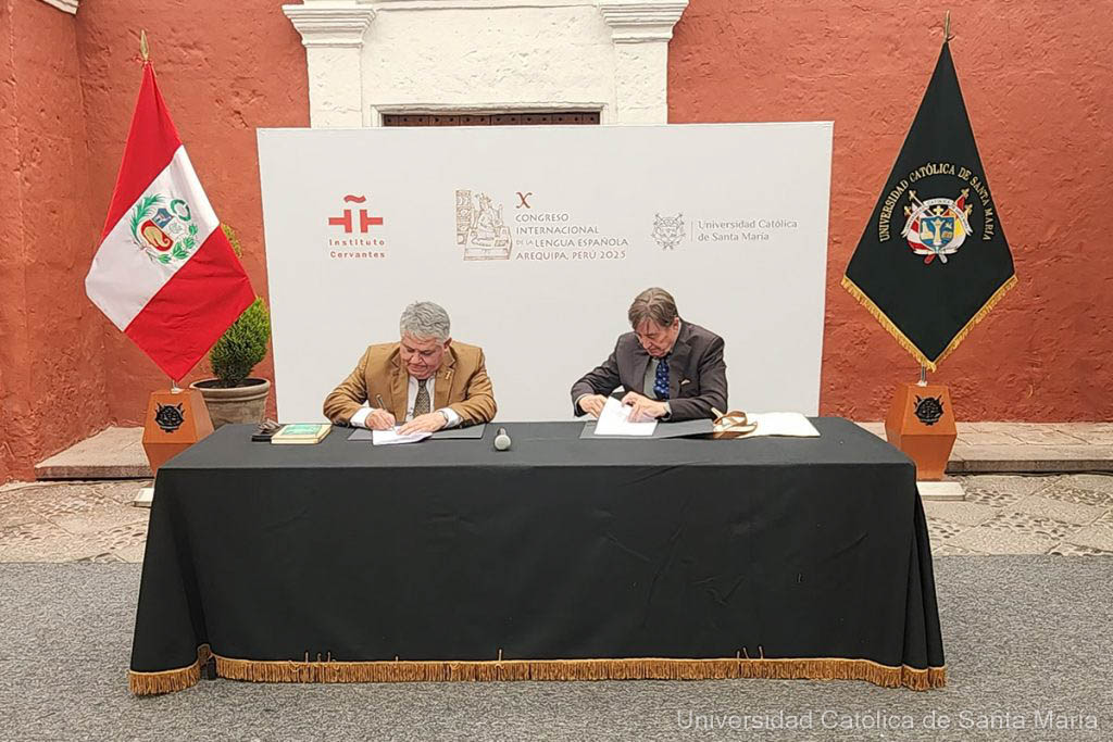 La <a href="/UCSM_oficial/">Universidad Católica de Santa María</a>  y el Instituto Cervantes firmaron un convenio para impulsar la enseñanza del español para extranjeros en Arequipa, fortaleciendo la cooperación académica y cultural en el marco del X Congreso Internacional de la Lengua Española.
#UCSM #InstitutoCervantes