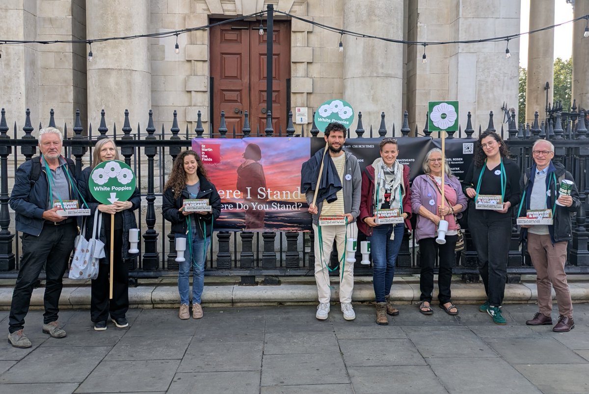 PPUtoday's tweet image. We joined 100s of thousands in London on Saturday calling for an end to the genocide &amp;amp; lasting peace in Gaza. PPU members shared #WhitePoppies, in remembrance of all victims of war

Get white poppies for your next demo or event shop.ppu.org.uk
#WhitePoppy #RememberThemAll