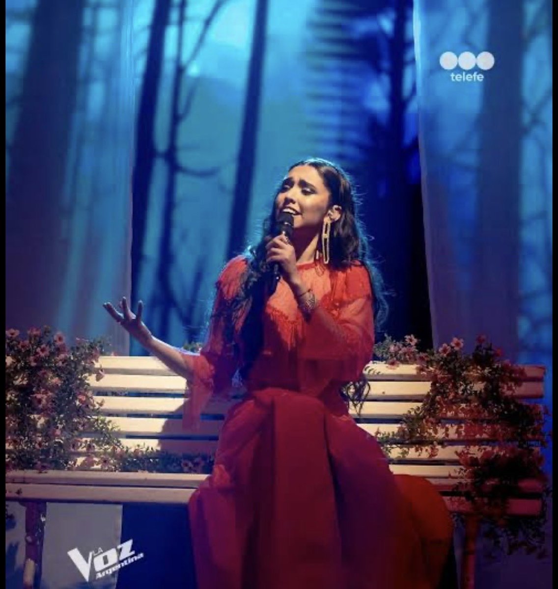 Gracias #MilagrosAmud por mostrar e interpretar tan bien este género!
El tango merece más visibilidad y vos sin duda se la diste…
Gran finalista de esta edición 🤩