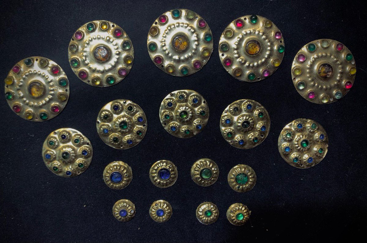 PierreBrakus's tweet photo. precious metal art https://t.co/9NbSLbcD7g