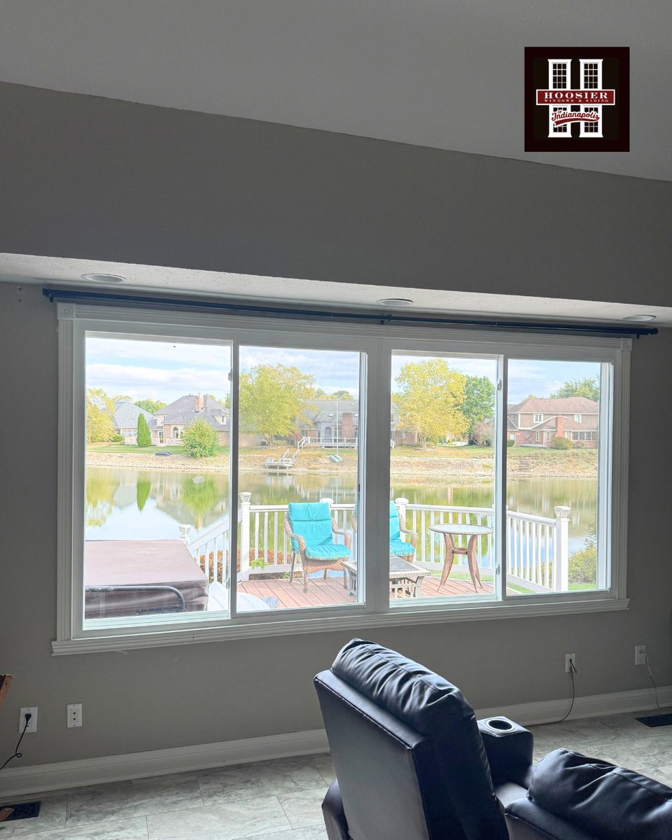 HoosierWindows's tweet photo. Check out this recent project we completed for a homeowner! 
They had old, wood-rotted windows — now replaced with stylish, energy-efficient upgrades that match the look and feel of their home. 
#WindowReplacement #HomeUpgrade #EnergyEfficientWindows https://t.co/tWHrvZwUHv